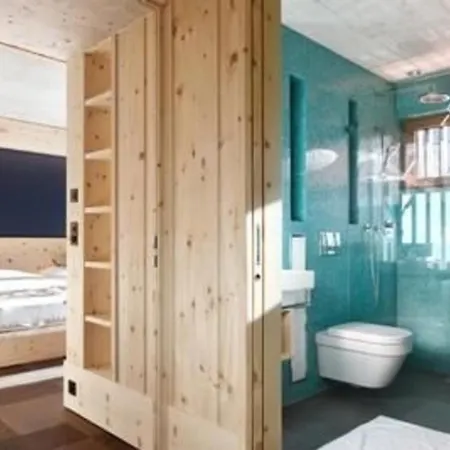 Alpine 6-bett-wohnung Mit Galerie Chesa Al Parc 