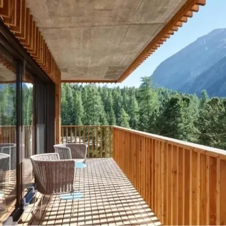 Apartment Alpine 6-bett-wohnung Mit Galerie Chesa Al Parc 